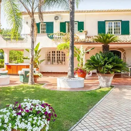 Francesca Hotel